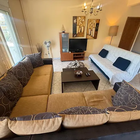Almond House Апартаменты *