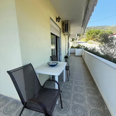 Almond House * Kavala